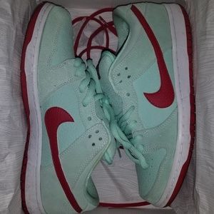 Nike SB Dunk Low "Mint"